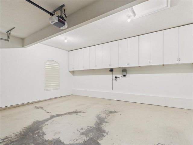 11844 S Hallet Street, Olathe, KS 66062