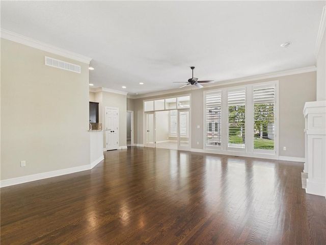 11844 S Hallet Street, Olathe, KS 66062