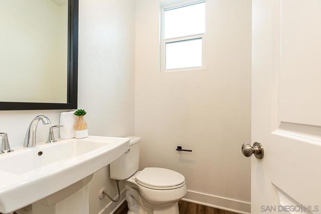 1120 Sea Glass Way, Oceanside, CA 92054