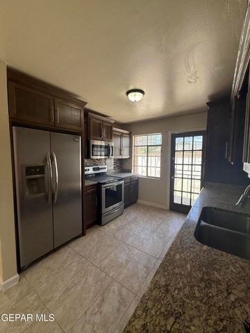 501 EDUARDO Street, Anthony, TX 79821