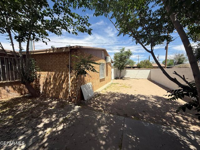 501 EDUARDO Street, Anthony, TX 79821