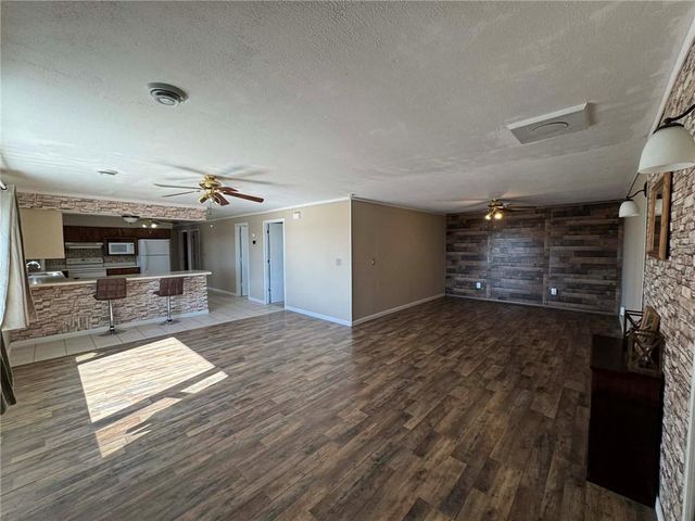 27068 KATYDID Road, Maryville, MO 64468