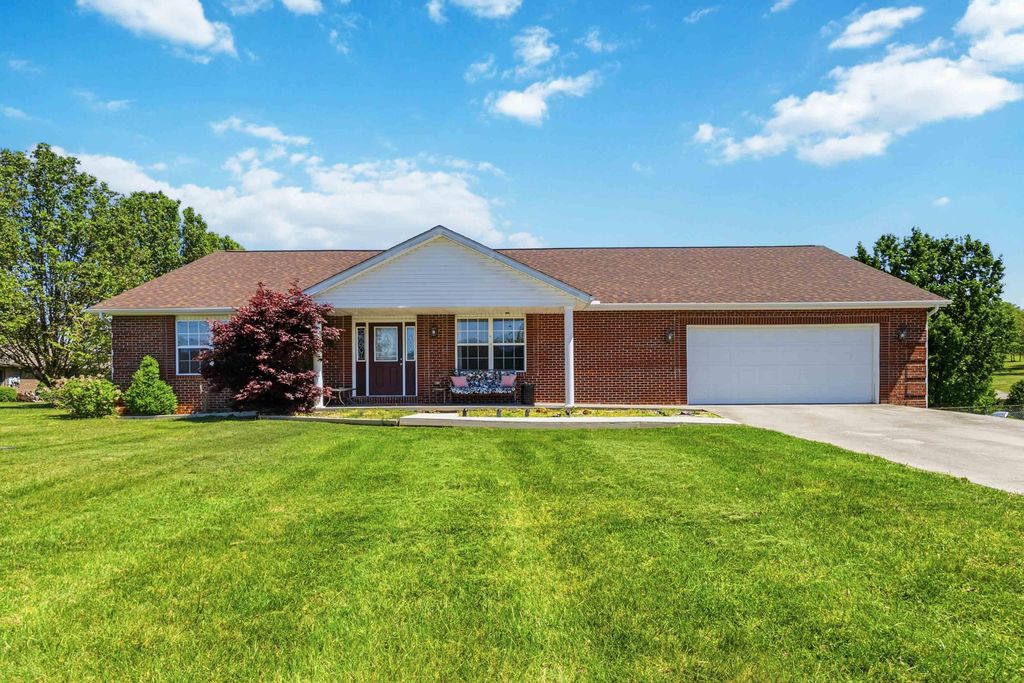 135 Country Acres Drive, Somerset, KY 42503