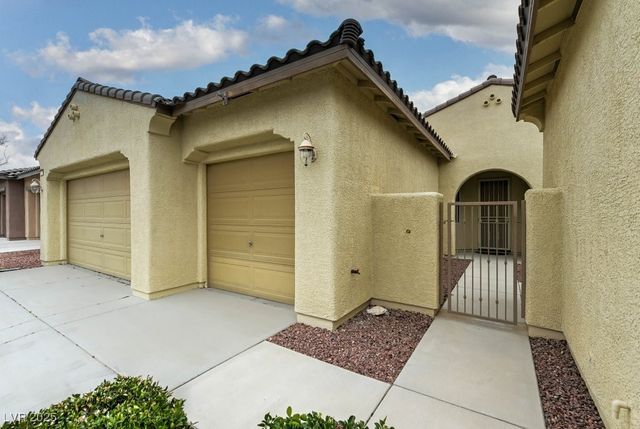 4725 South Santa Fiora Street, Pahrump, NV 89061