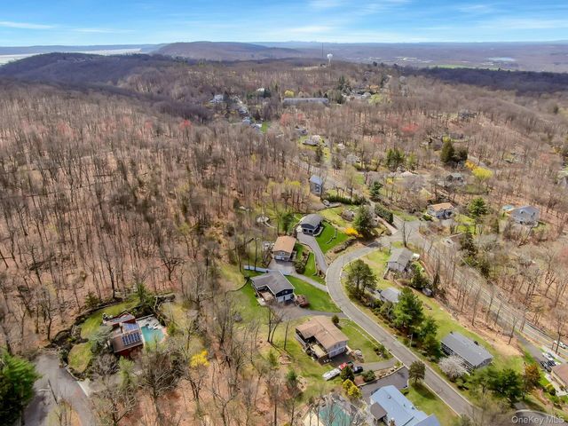 837 Sherry Drive, Valley Cottage, NY 10989