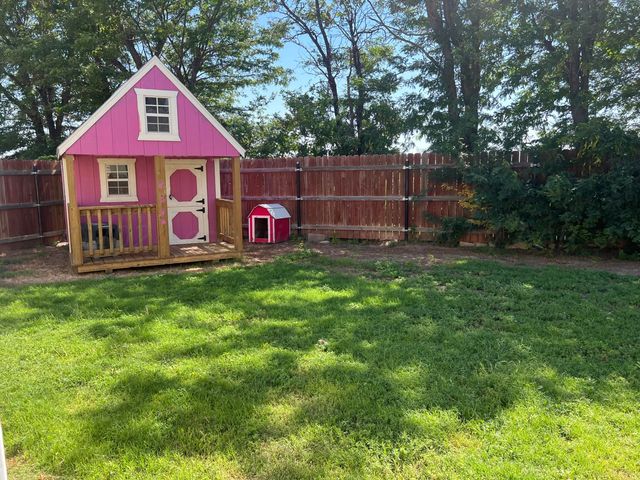 14550 Old Darrouzett Highway, Booker, TX 79005