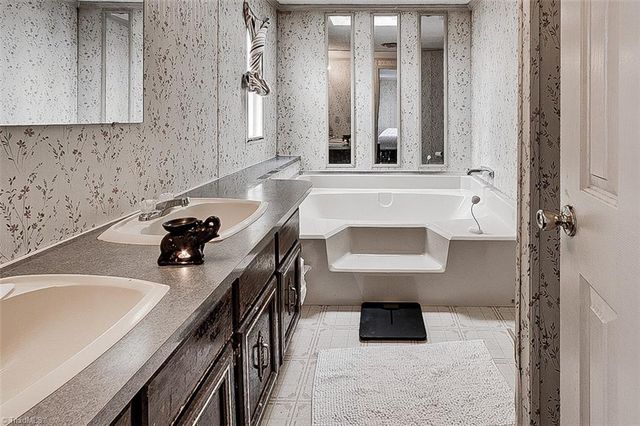 5333 Greywood Drive, Greensboro, NC 27406