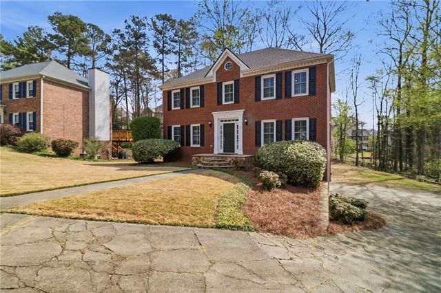 4034 Song Thrush Court NE, Roswell, GA 30075