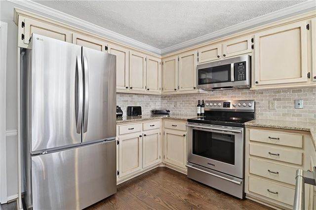 4034 Song Thrush Court NE, Roswell, GA 30075