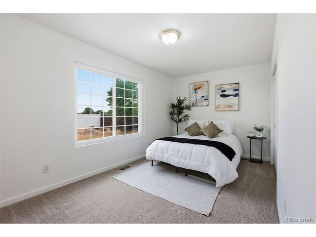 2417 Bearwood Ave, Greeley, CO 80631