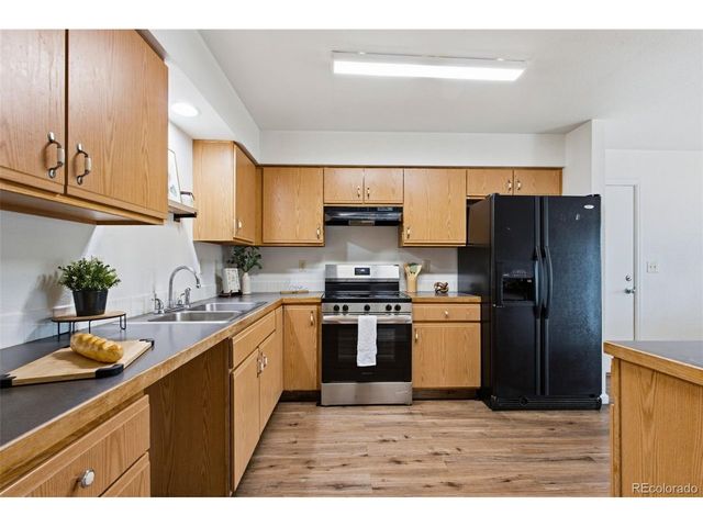 2417 Bearwood Ave, Greeley, CO 80631