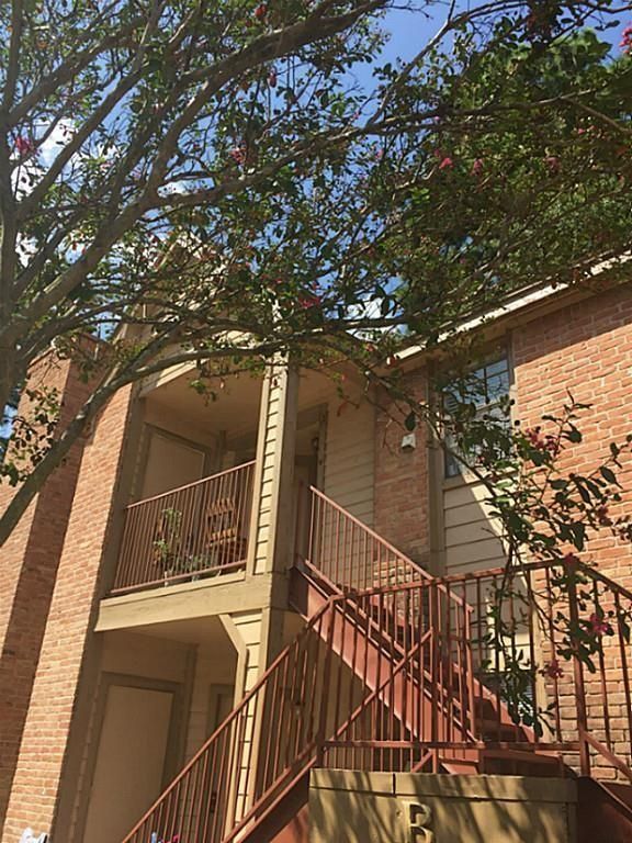 2402 Sycamore Avenue B3, Huntsville, TX 77320