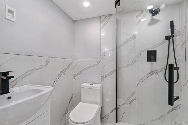 5218 Avenue M, Brooklyn, NY 11234