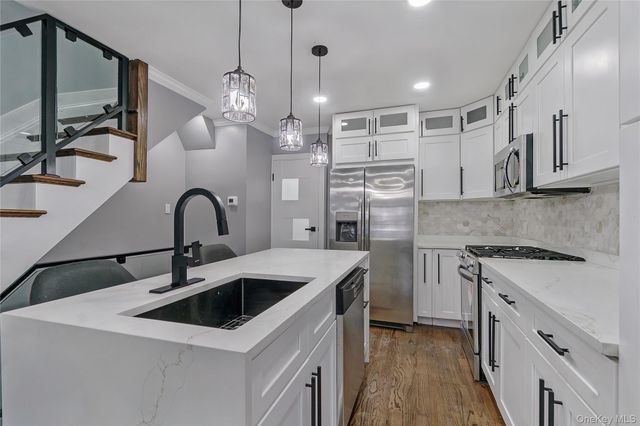 5218 Avenue M, Brooklyn, NY 11234