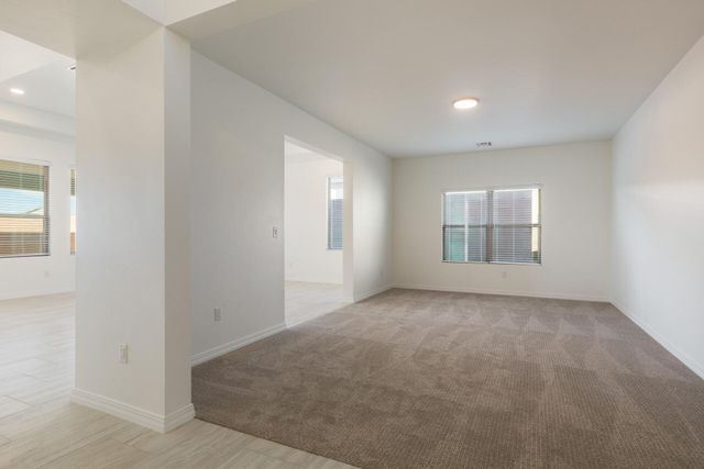 6925 Archer Road NE, Rio Rancho, NM 87144