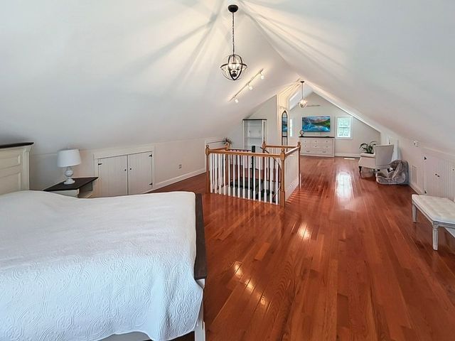 8 Dulcies Pt Rd, Kingston, NH 03848