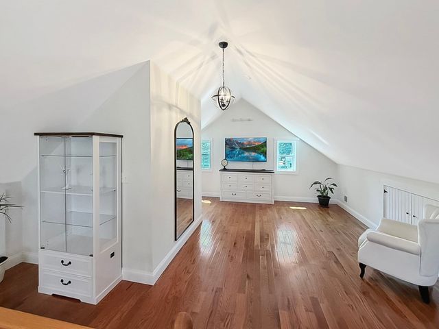 8 Dulcies Pt Rd, Kingston, NH 03848