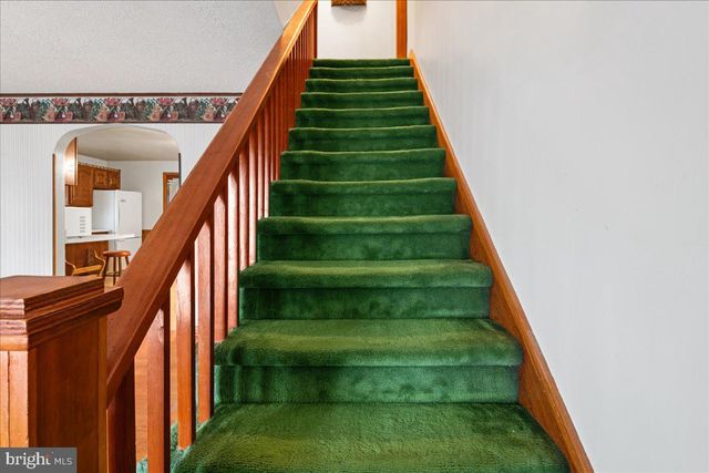 132 WASHINGTON ST, Hancock, MD 21750