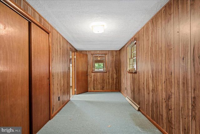 132 WASHINGTON ST, Hancock, MD 21750