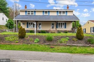 132 WASHINGTON ST, Hancock, MD 21750