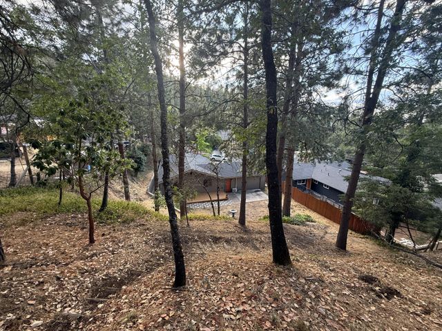 802 Beach Street, Ashland, OR 97520