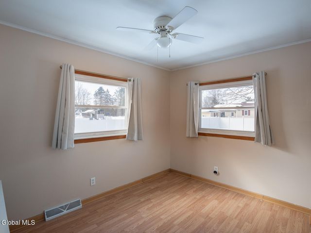 16 Royal Road, Stockport, NY 12173