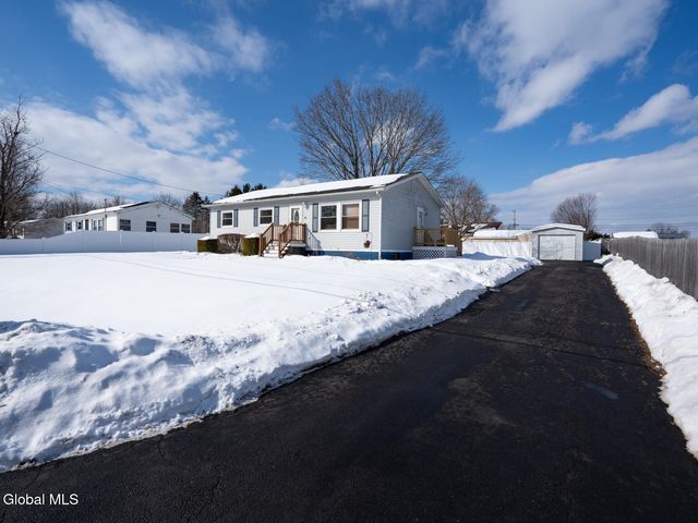 16 Royal Road, Stockport, NY 12173
