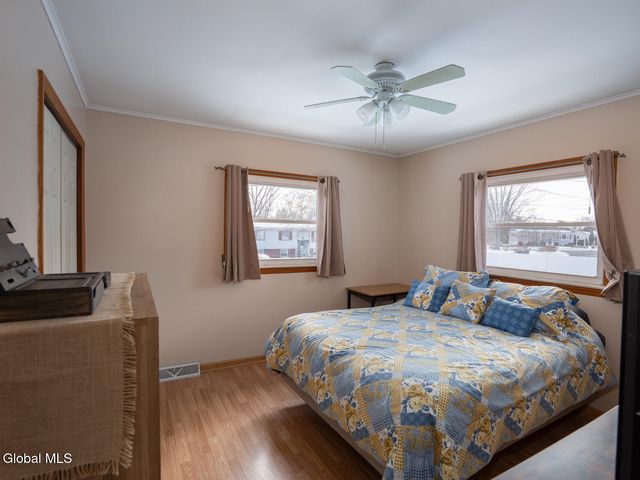 16 Royal Road, Stockport, NY 12173