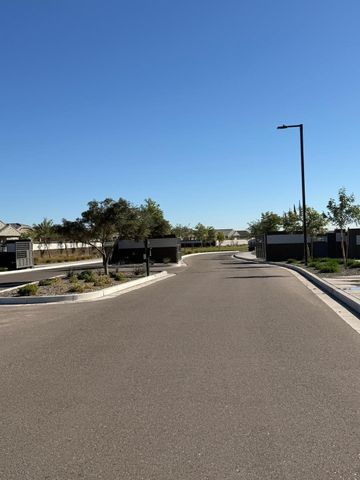 17816 W Coolidge Street, Goodyear, AZ 85395