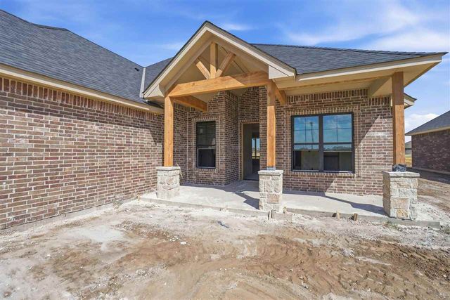 3806 NE Fieldcrest, Lawton, OK 73507