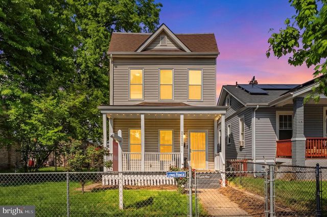 3009 8TH ST SE, Washington, DC 20032