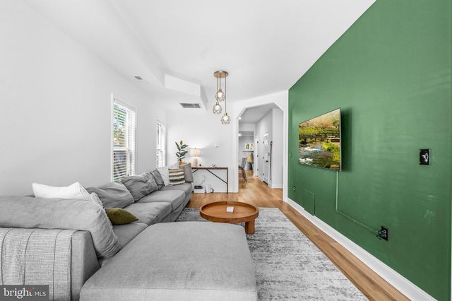 3009 8TH ST SE, Washington, DC 20032