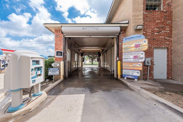 1704 Teasley Lane, Denton, TX 76205