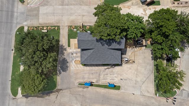 1704 Teasley Lane, Denton, TX 76205