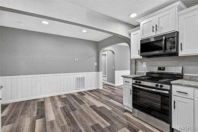 1206 N Washington Street, Farmington, MO 63640