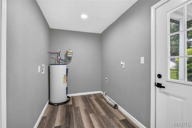 1206 N Washington Street, Farmington, MO 63640