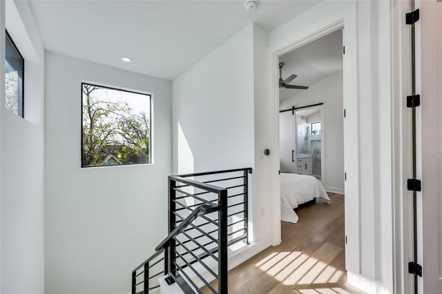 1208 Walnut Ave 2, Austin, TX 78702