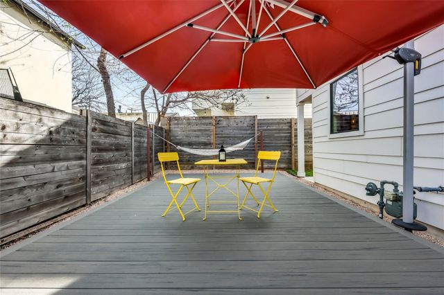 1208 Walnut Ave 2, Austin, TX 78702