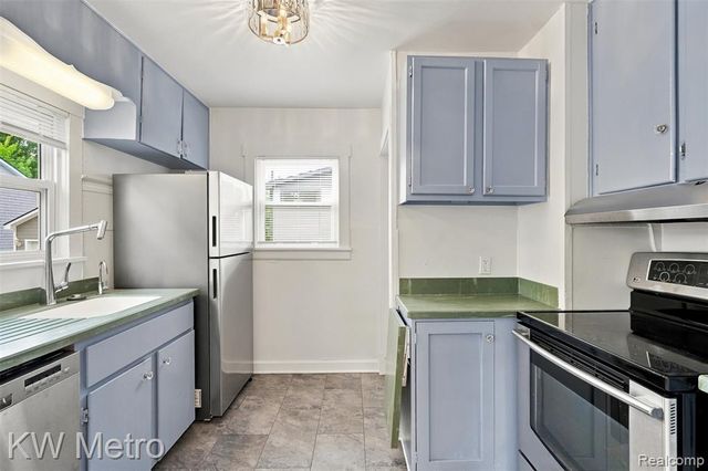 1427 Humphrey Avenue, Birmingham, MI 48009