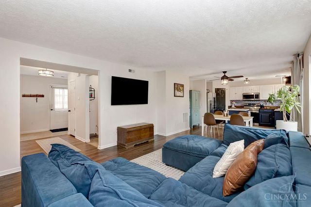 302 Deer Creek Drive, Pierce Twp, OH 45102
