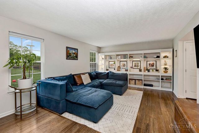 302 Deer Creek Drive, Pierce Twp, OH 45102