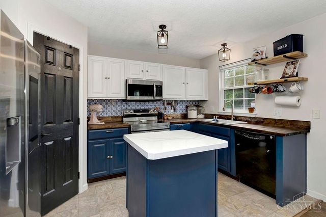 302 Deer Creek Drive, Pierce Twp, OH 45102