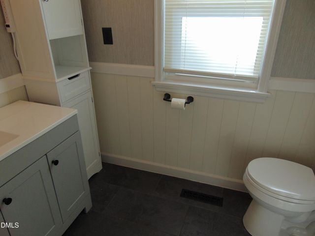 300 Oakdale Road, Rocky Mount, NC 27804
