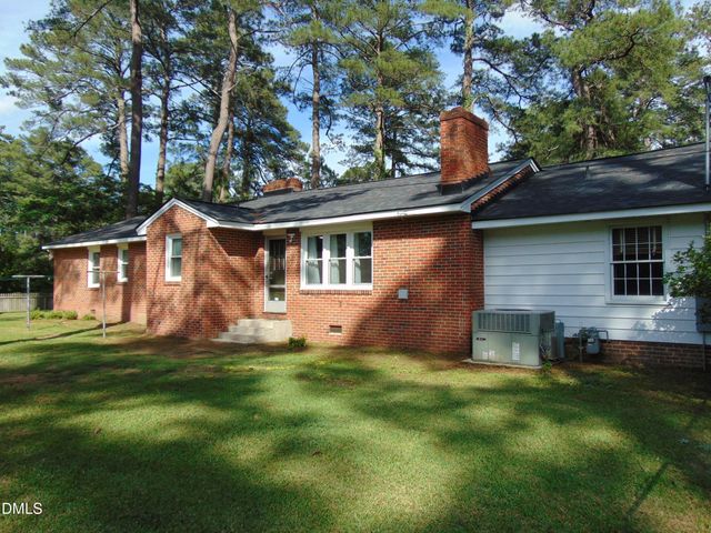 300 Oakdale Road, Rocky Mount, NC 27804