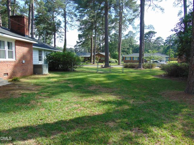 300 Oakdale Road, Rocky Mount, NC 27804