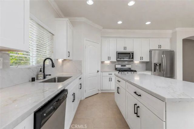 29825 Bay View, Menifee, CA 92584