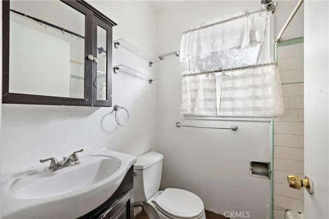 9458 Beverly, Bellflower, CA 90706