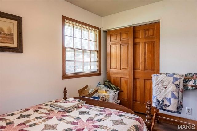 30 Satellite Drive, Hannibal, MO 63401
