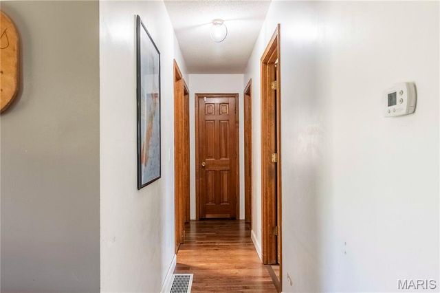 30 Satellite Drive, Hannibal, MO 63401