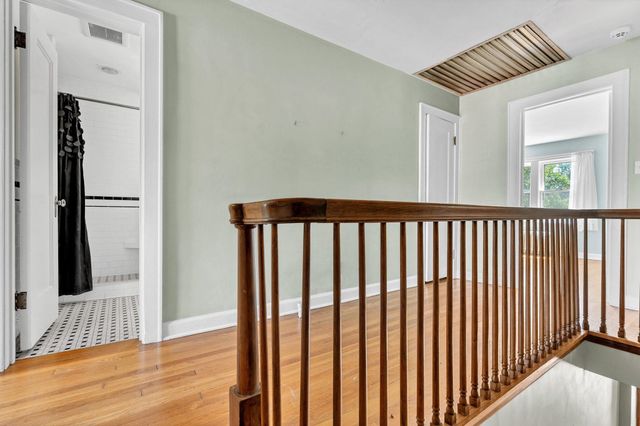 195 N Dellrose, Wichita, KS 67208